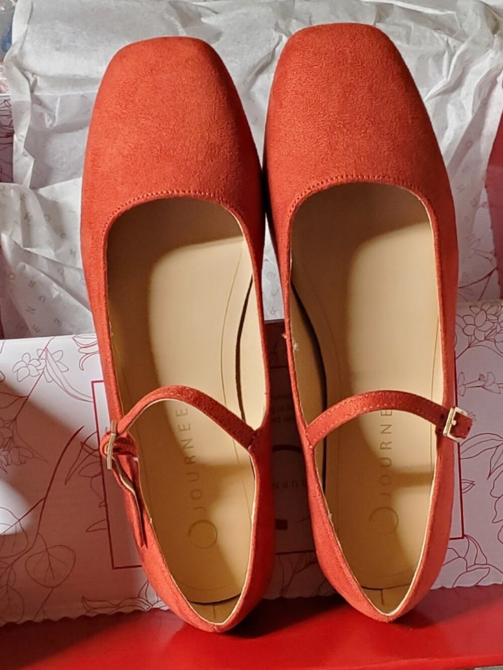 Journee Carrie Women's Mary Jane Flats Size: 6 1/2 NIB! Perfect for Spring!